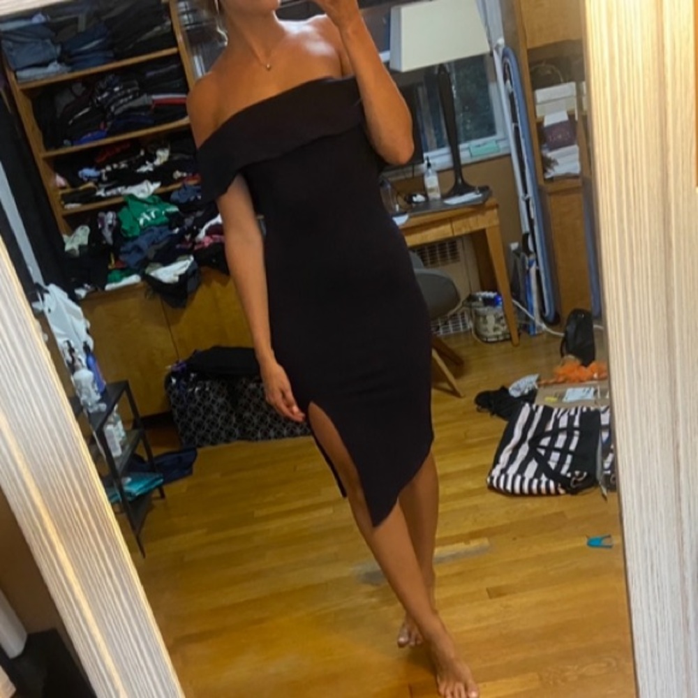 Off the shoulder bodycon dress